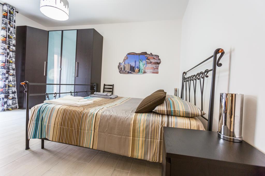 Bologna Butterfly Apartment Lippo Екстериор снимка